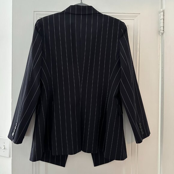 Etiennette Blazer - Picture 2 of 3